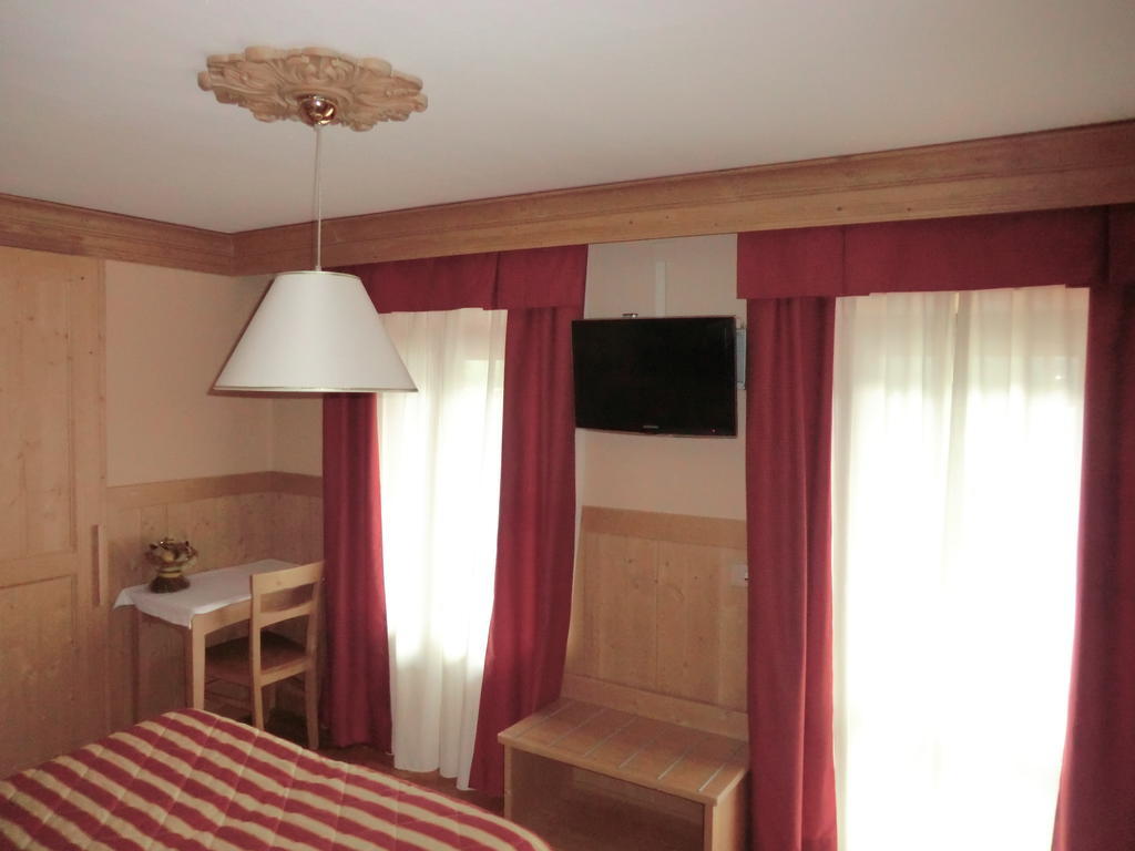 Albergo Garni Ajarnola Auronzo di Cadore Pokój zdjęcie