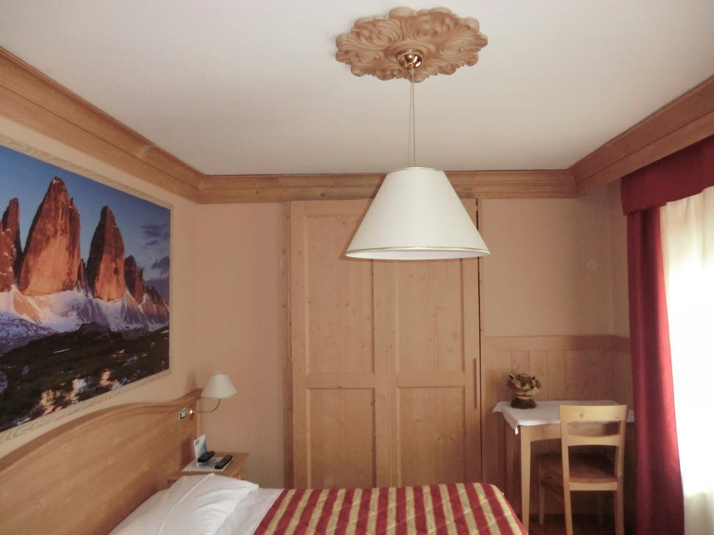 Albergo Garni Ajarnola Auronzo di Cadore Pokój zdjęcie